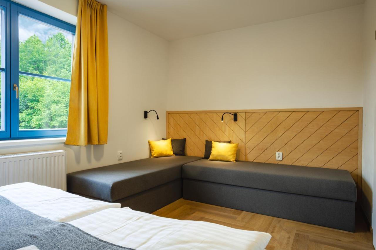 Hotel Edvard Frenštát pod Radhoštěm Zewnętrze zdjęcie