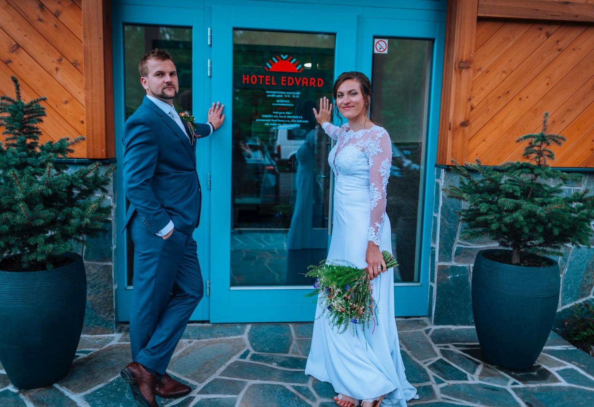 Hotel Edvard Frenštát pod Radhoštěm Zewnętrze zdjęcie
