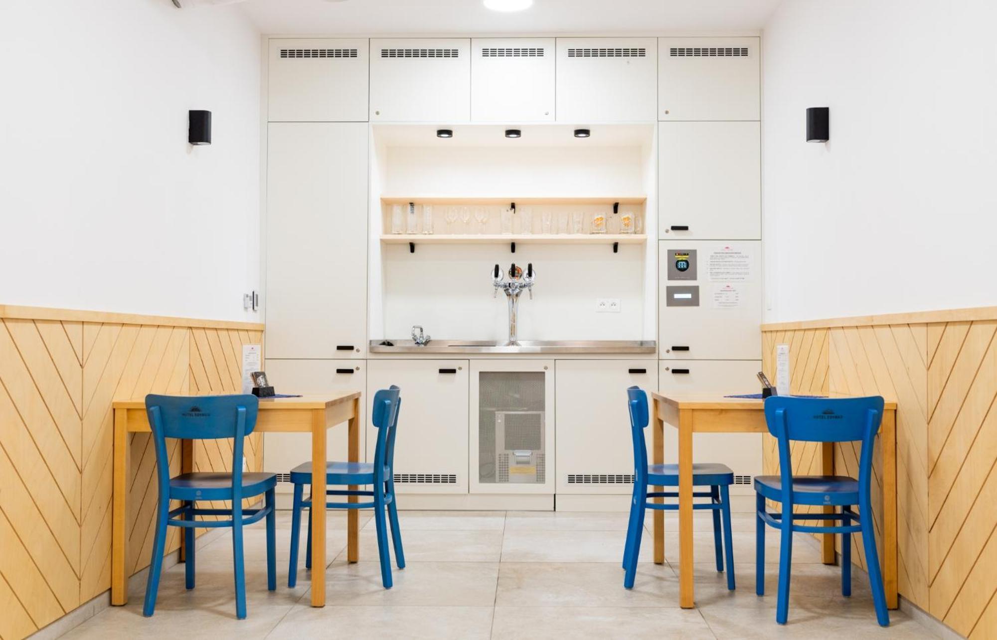 Hotel Edvard Frenštát pod Radhoštěm Zewnętrze zdjęcie